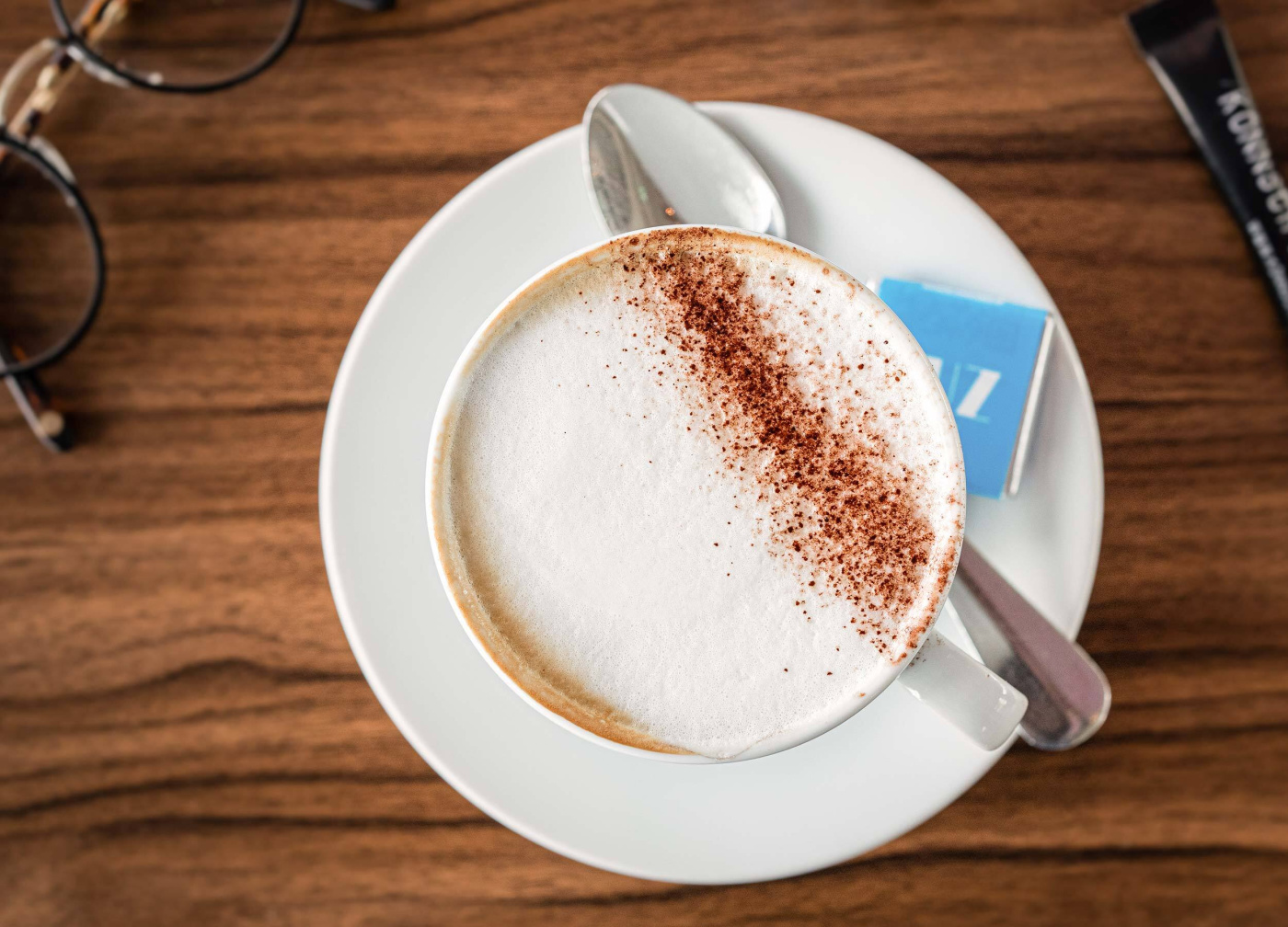 LUZ Seebistro Kaffee mit Schokolade