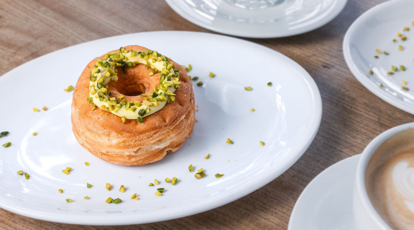 LUZ 2025 Cronut Pistazie