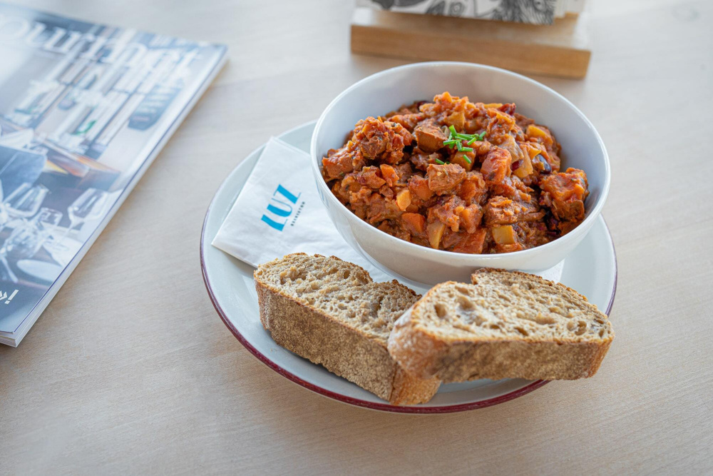 LUZ Seebistro Chili sin carne